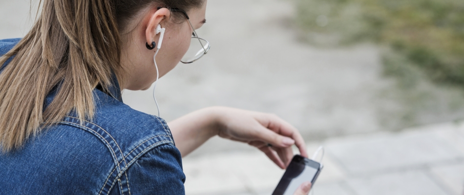 Comment réagir efficacement face au vol de son téléphone portable ? - Minizap Vallée de l'Arve