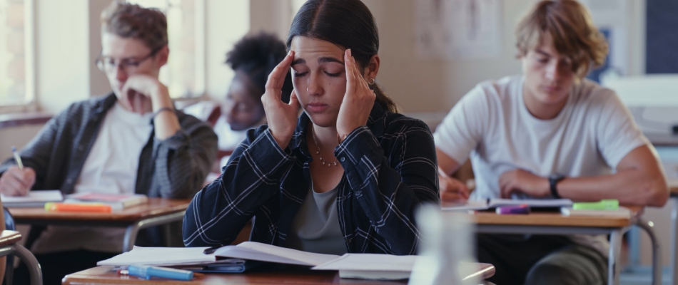 La migraine, un frein à la scolarité - Minizap Nord-Isère